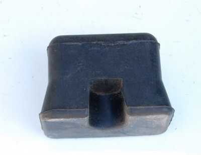 купить Буфер передней рессоры