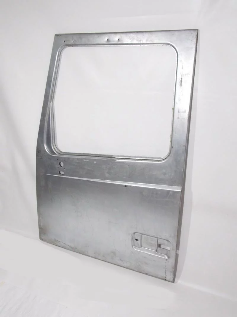 купить Панель наружная левая (накладка двери)